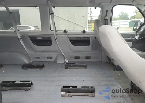 2003 Ford Econoline E350 Super Duty Wagon from USA, damaged, VIN 1FBSS31L83HB92906